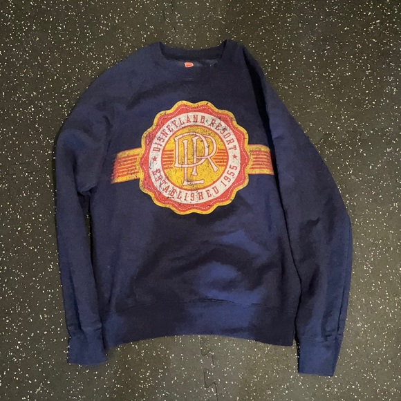 Disney Jackets & Blazers - Disneyland crewneck